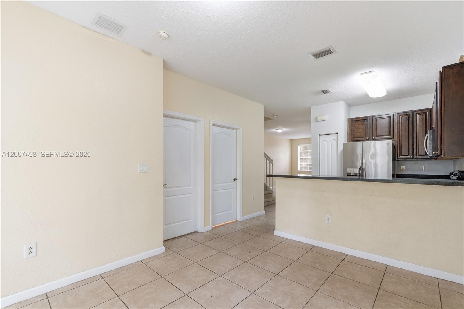 3166 Northeast 11th Street Homestead, FL 33033 - Photo 7 of 42