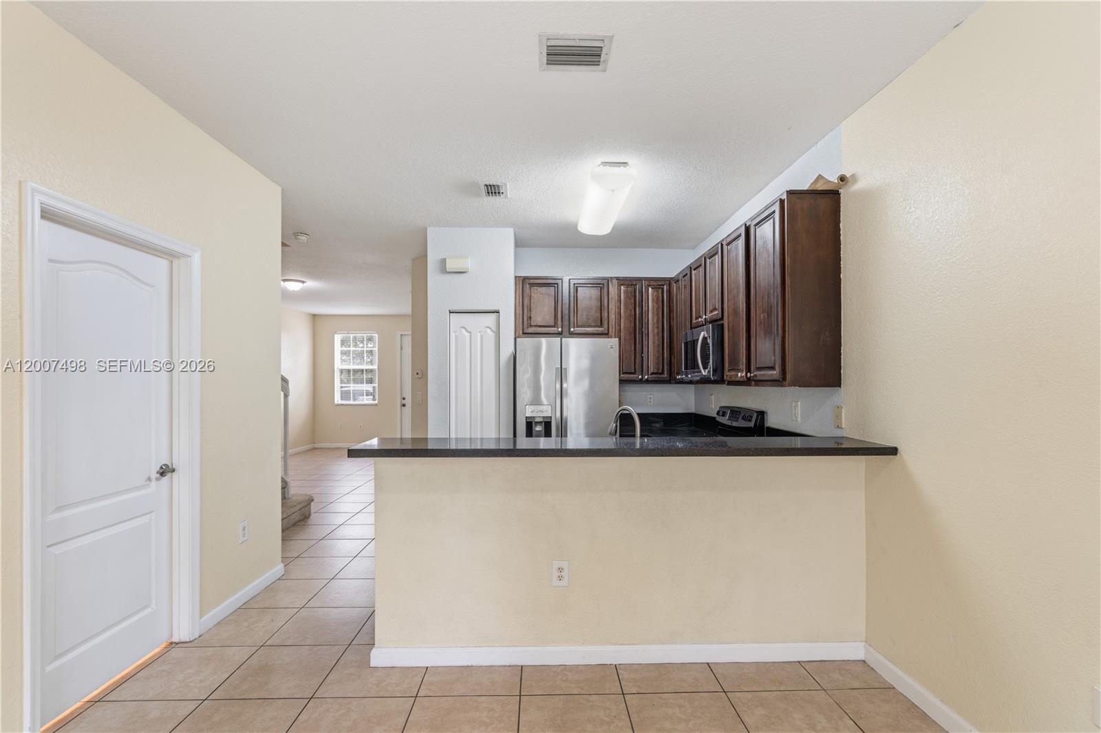3166 Northeast 11th Street Homestead, FL 33033 - Photo 8 of 42