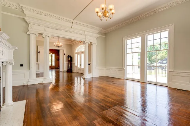 $1,095,000 | 412 Storm Avenue, Brookhaven, MS 39601