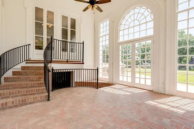 $1,095,000 | 412 Storm Avenue, Brookhaven, MS 39601