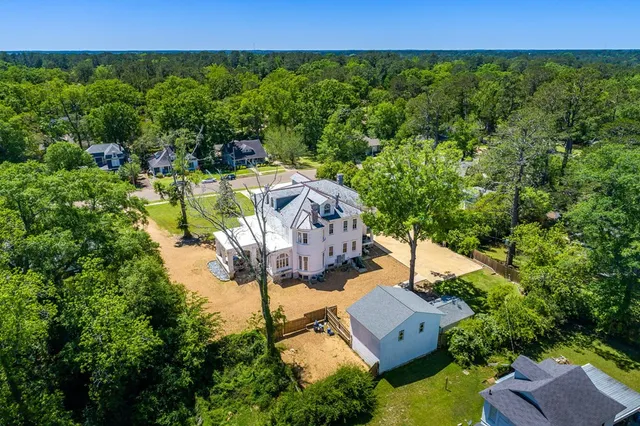 $1,095,000 | 412 Storm Avenue, Brookhaven, MS 39601
