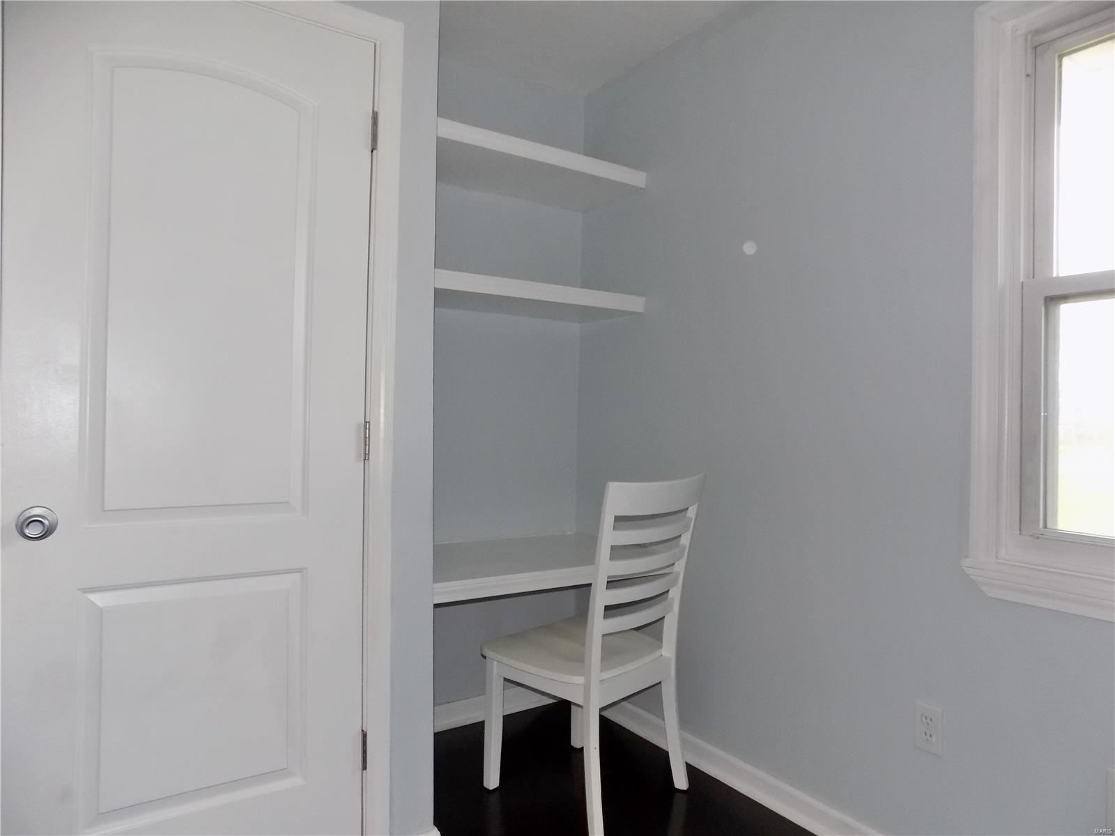 5209 Pine Ridge Drive Godfrey, IL 62035 - Photo 11 of 15 Gallery Image 11
