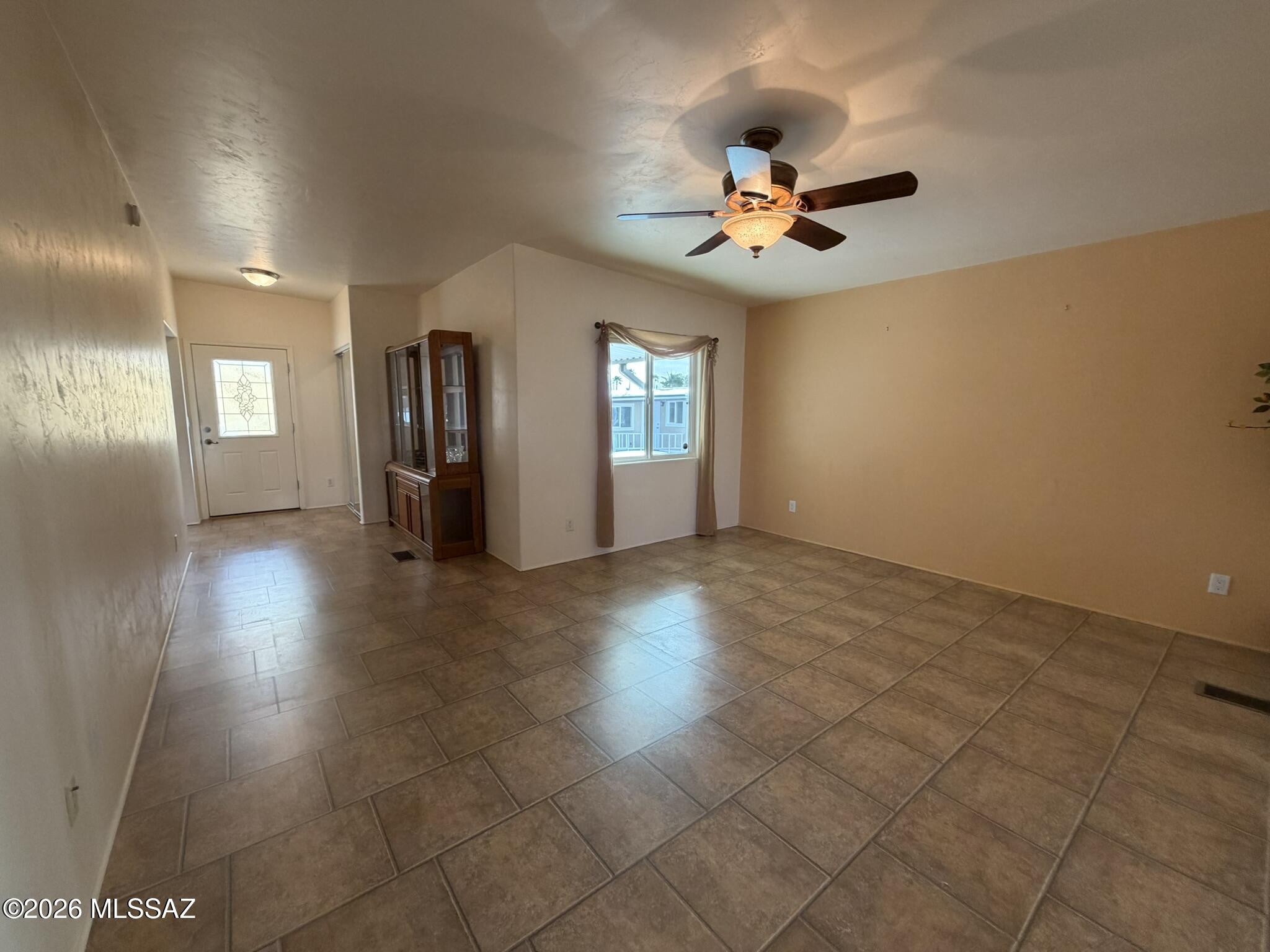 3100 South Kinney Road, Unit 215 Tucson, AZ 85713 - Photo 4 of 28