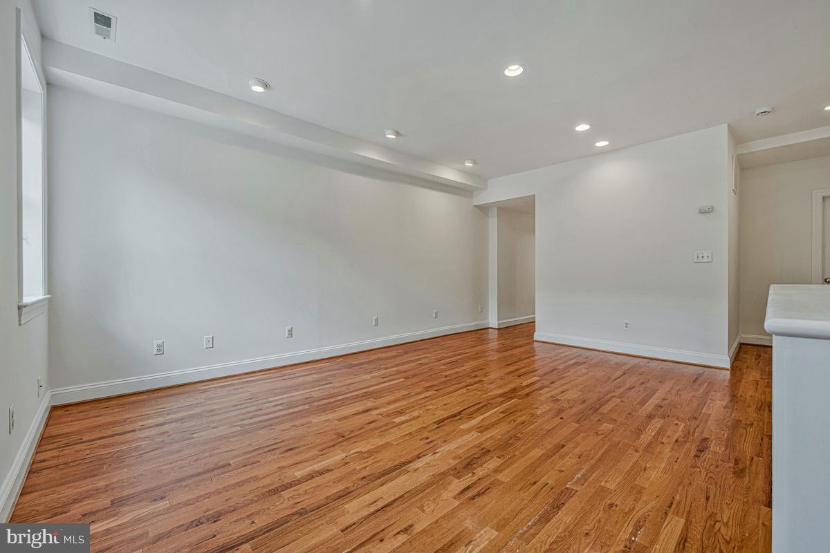 1233 4th Street Northwest Washington, DC 20001 - Photo 20 of 31