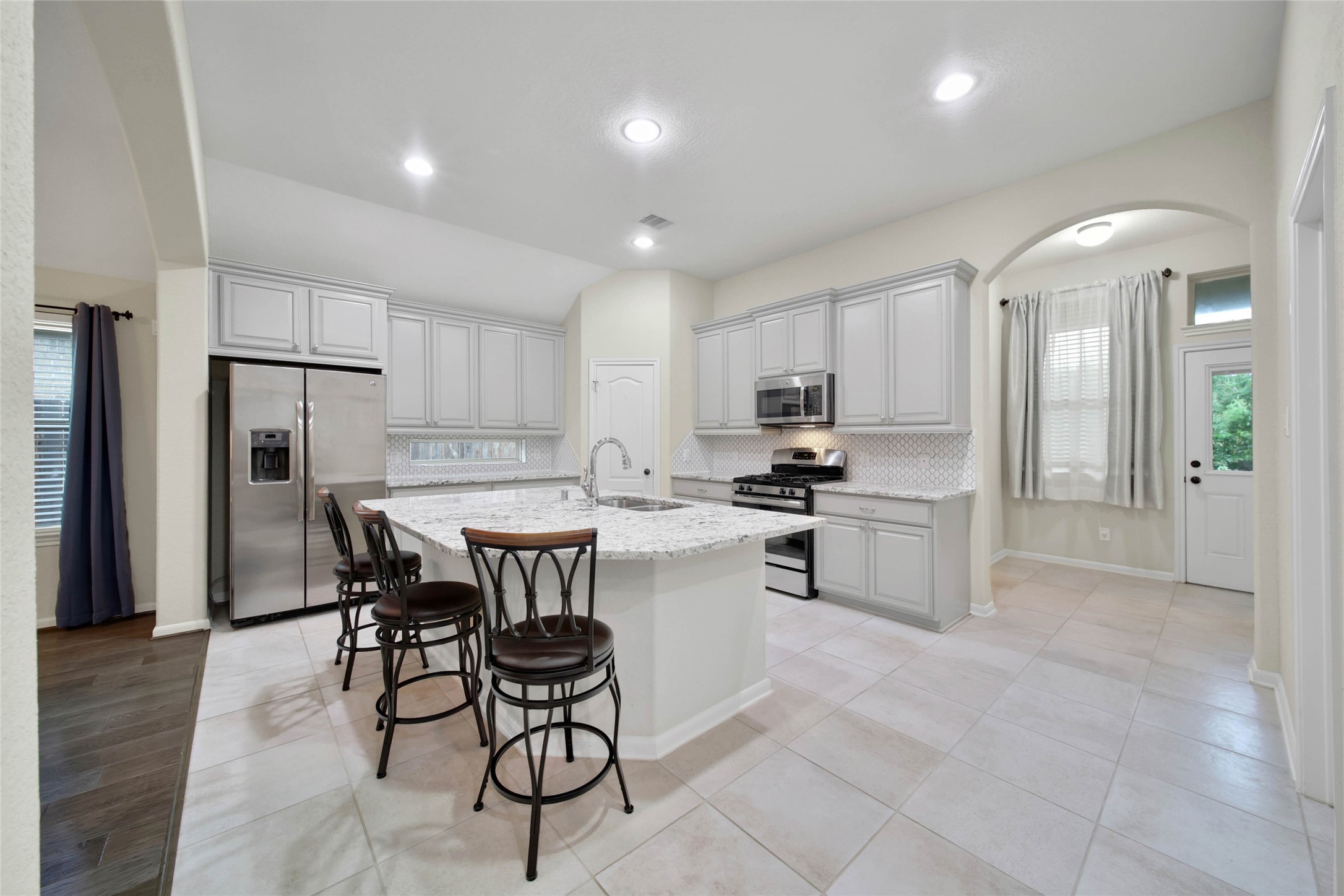29159 Marina Point Lane Fulshear, TX 77441 - Photo 14 of 33