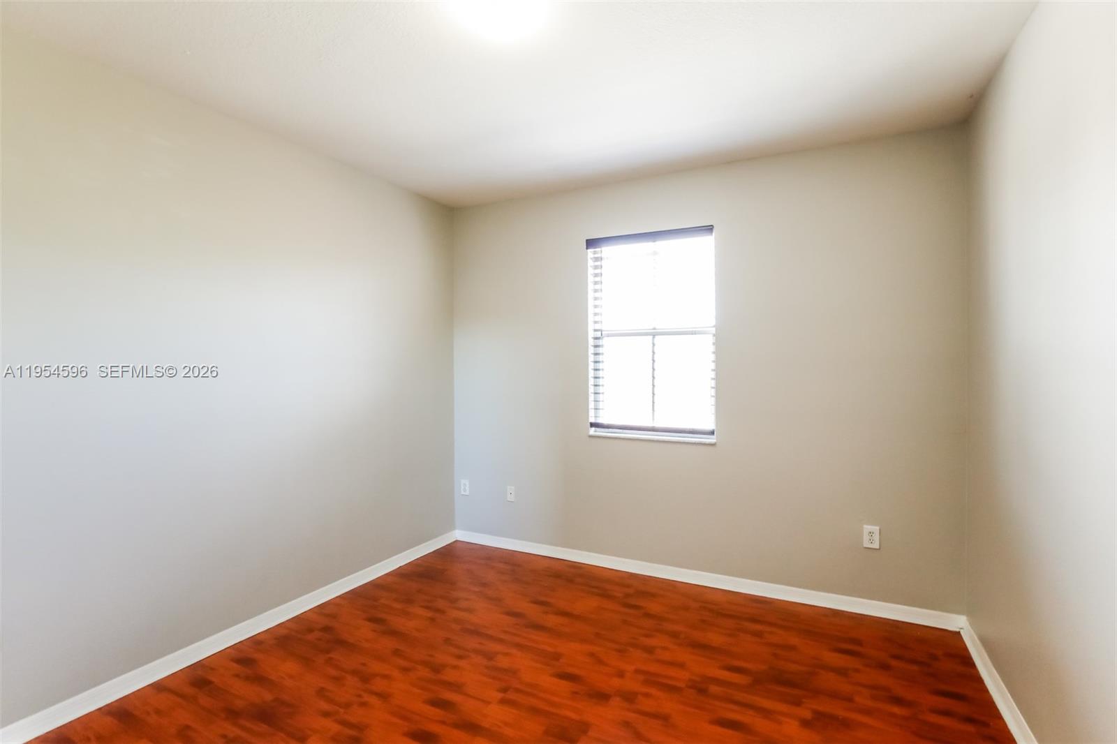 27598 Southwest 138th Avenue Homestead, FL 33032 - Photo 14 of 18