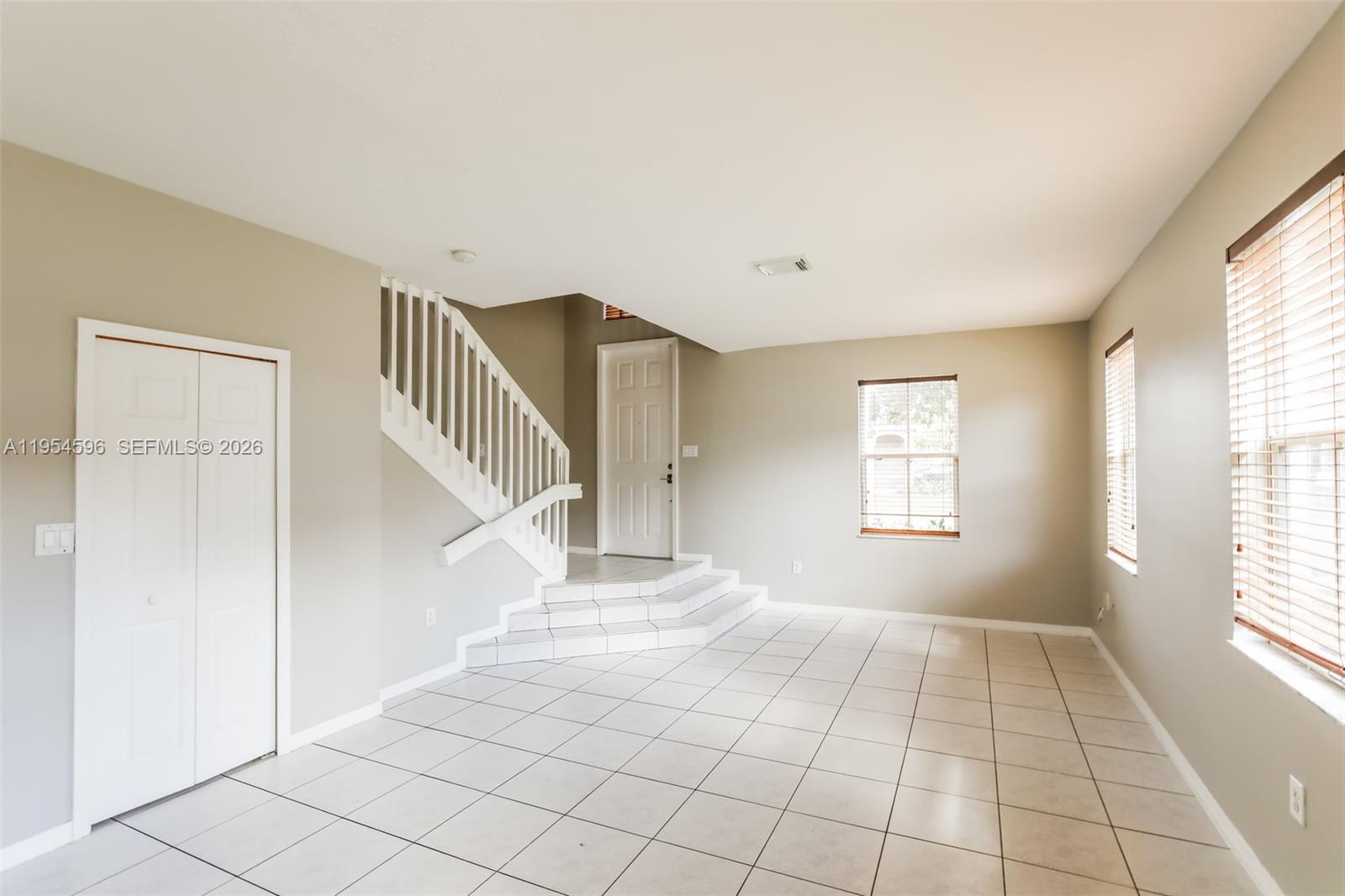 27598 Southwest 138th Avenue Homestead, FL 33032 - Photo 4 of 18