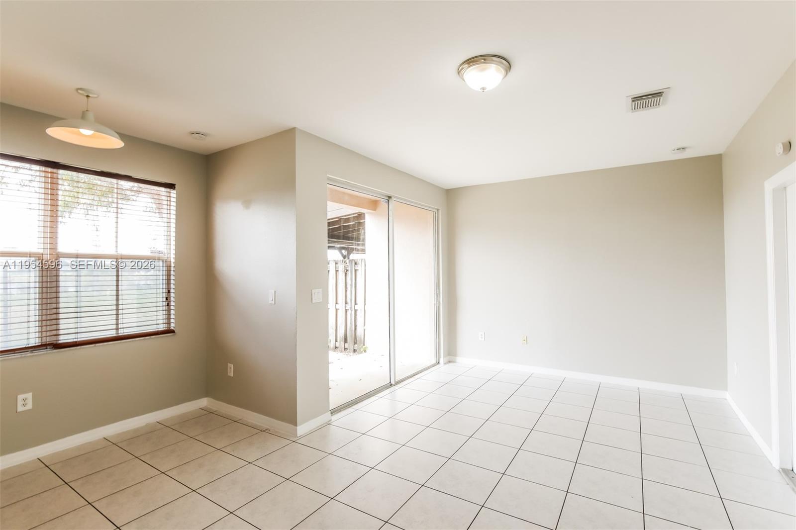 27598 Southwest 138th Avenue Homestead, FL 33032 - Photo 5 of 18