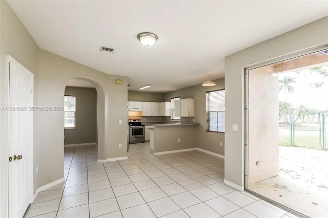 $2,345 | 27598 Southwest 138th Avenue, Homestead, FL 33032