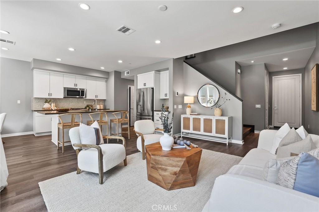 71 Prominence Lake Forest, CA 92630 - Photo 1 of 46