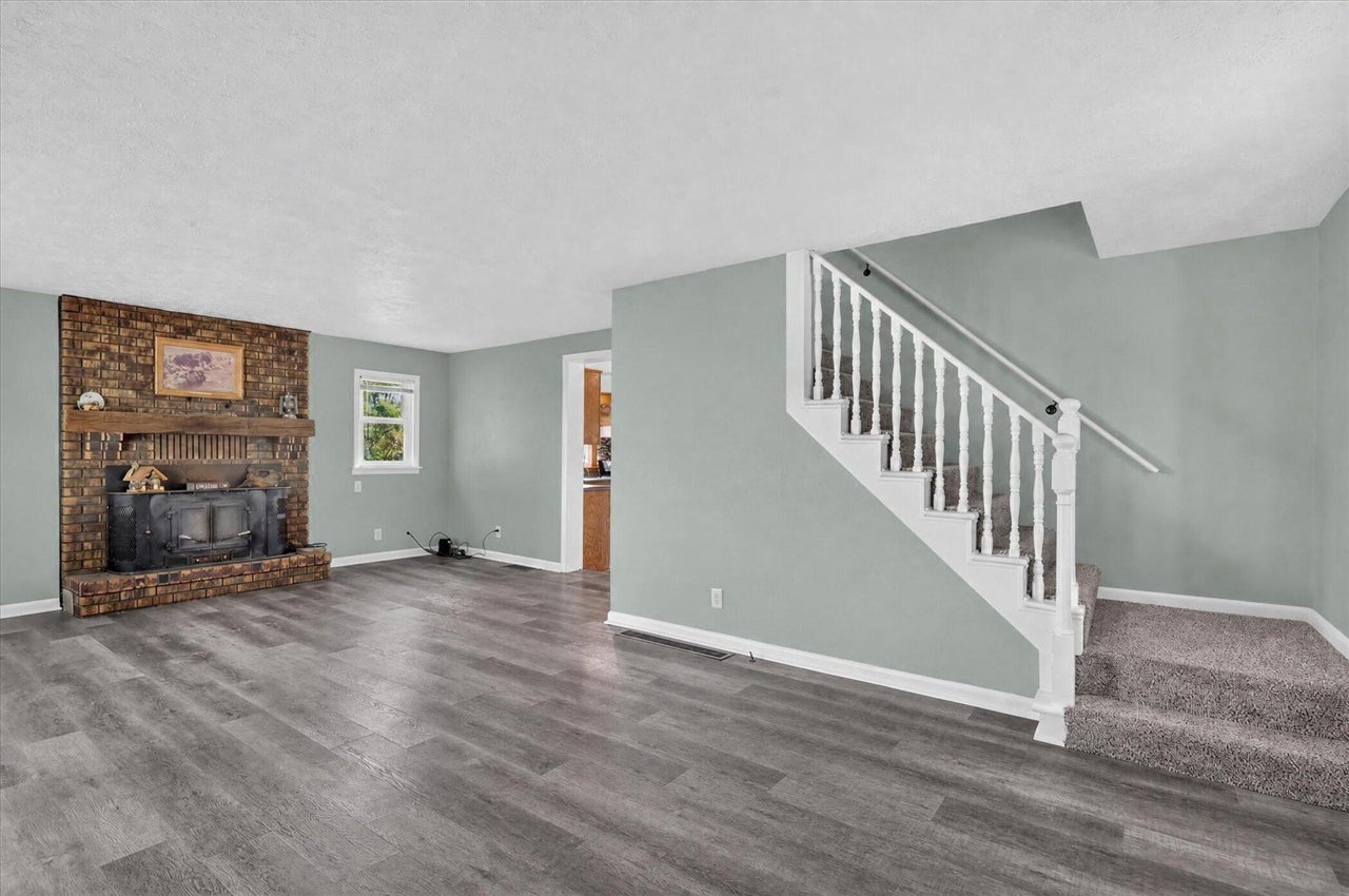 6700 Foster Road Hastings, MI 49058 - Photo 15 of 56 Gallery Image 15