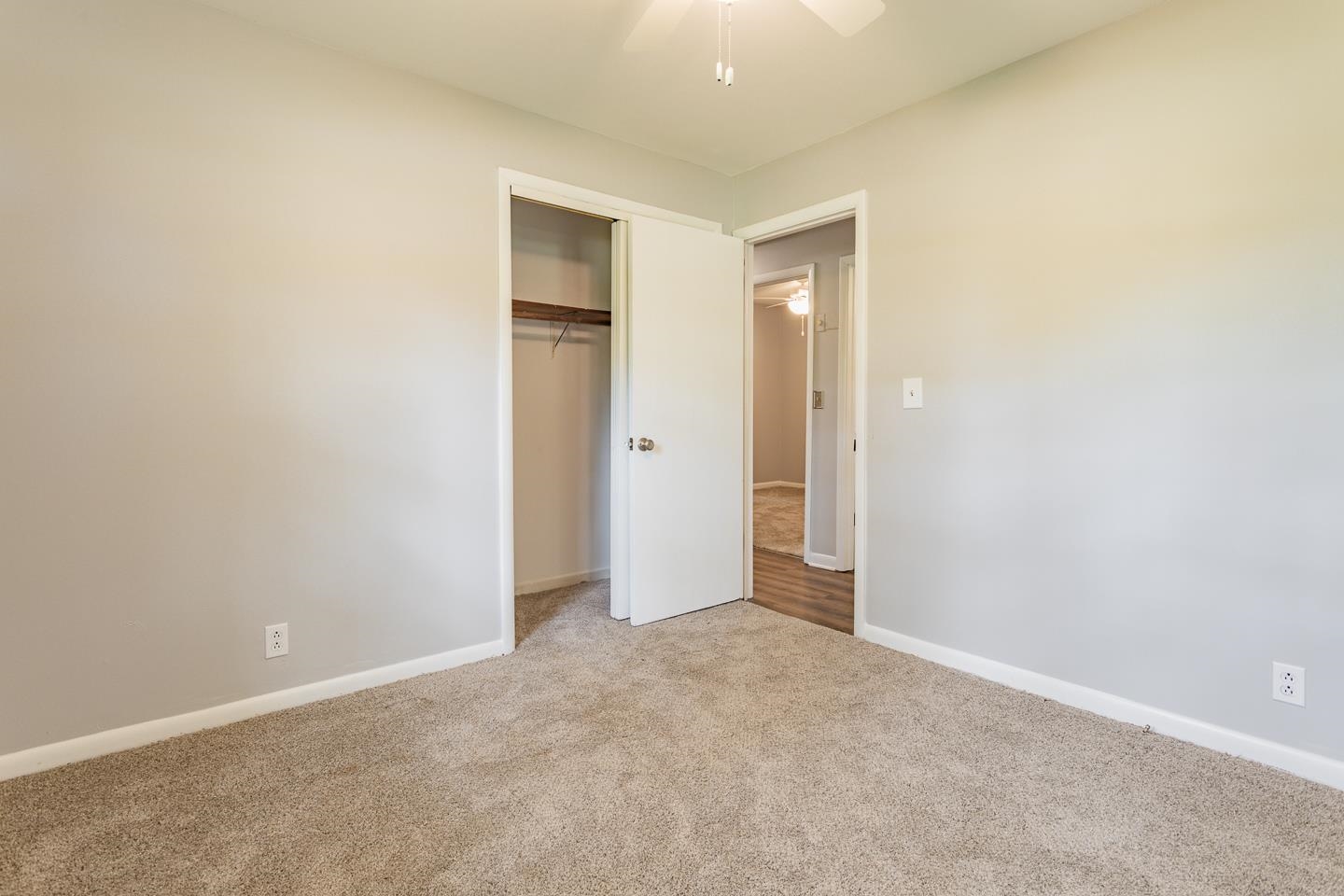 4300 Fickas Road Evansville, IN 47714 - Photo 17 of 34 Gallery Image 17