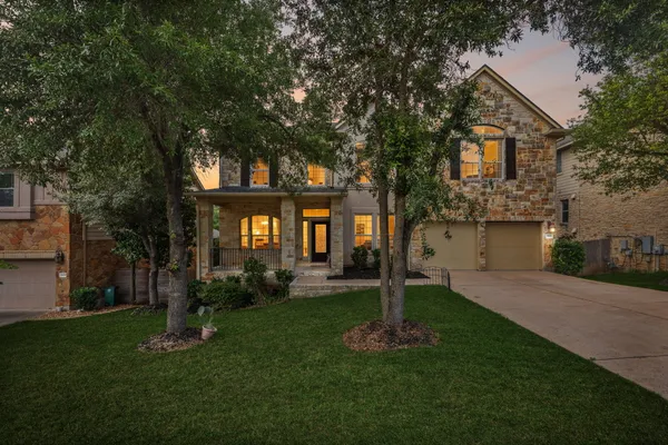 $799,999 | 7433 Bonniebrook Drive, Austin, TX 78735