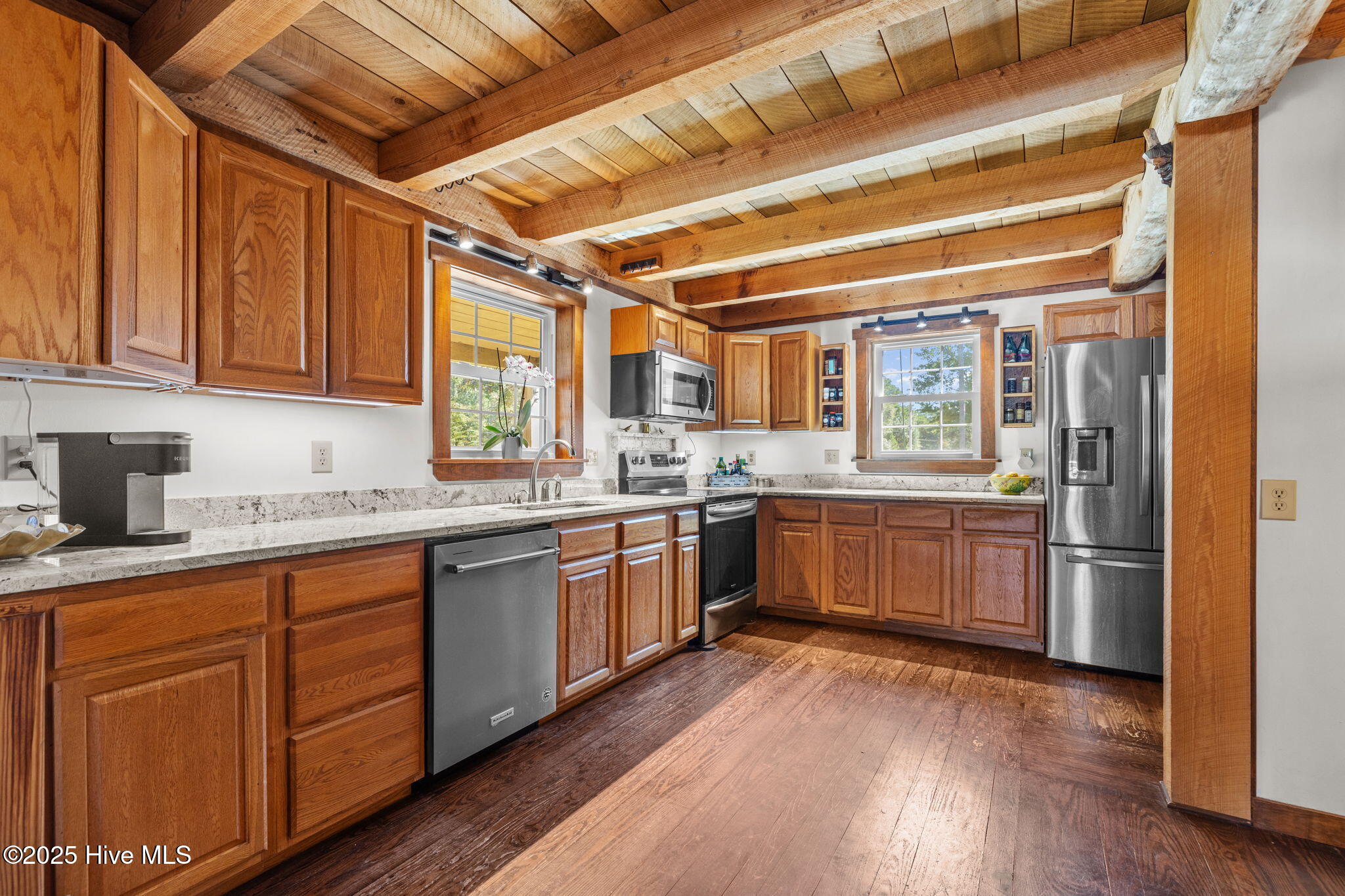 295 Old Winberry Road Newport, NC 28570 - Photo 21 of 52 kitchen