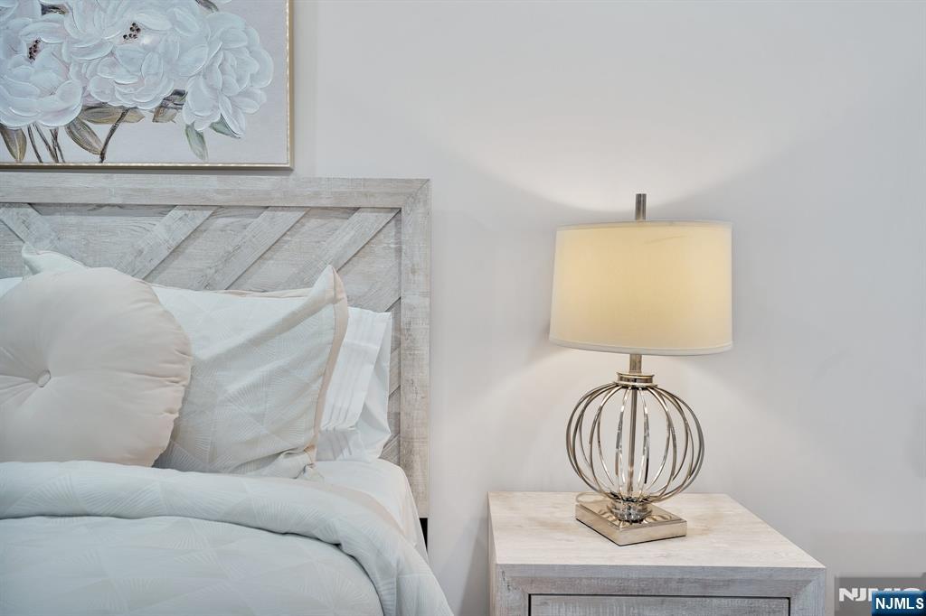 225 South 9th Street Newark, NJ 07103 - Photo 13 of 35 a living room with couch