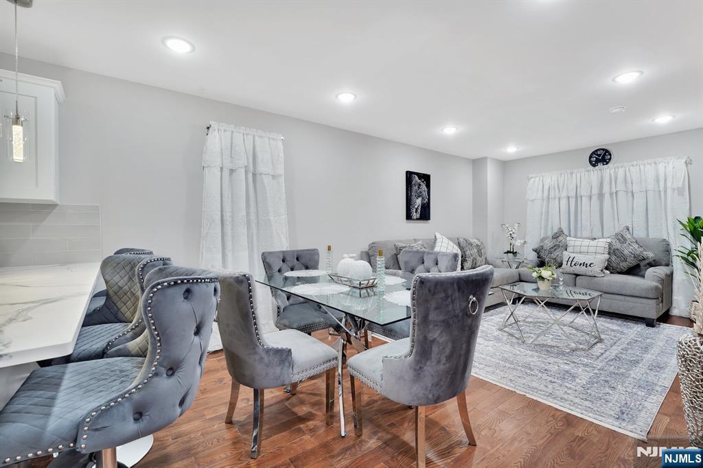 225 South 9th Street Newark, NJ 07103 - Photo 9 of 35 a living room with furniture