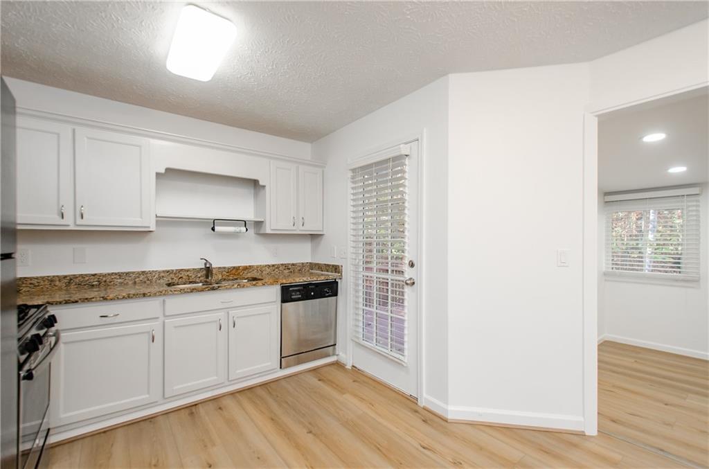2470 Cambridge Hills Road Cumming, GA 30041 - Photo 15 of 42