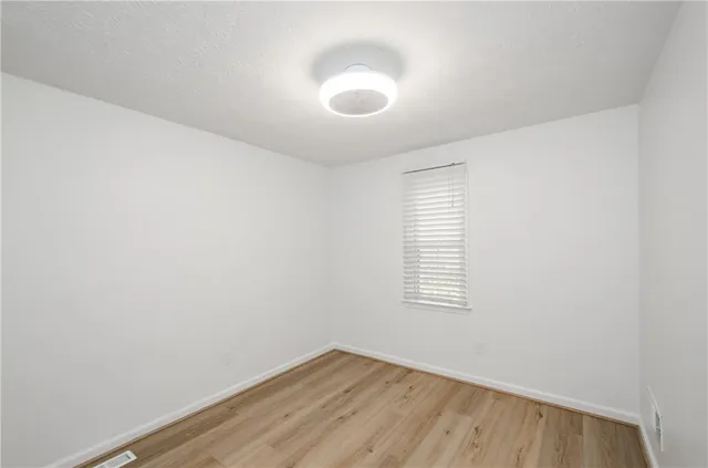 $2,400 | 2470 Cambridge Hills Road, Cumming, GA 30041