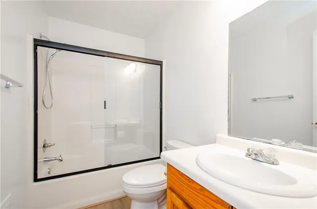 $2,400 | 2470 Cambridge Hills Road, Cumming, GA 30041