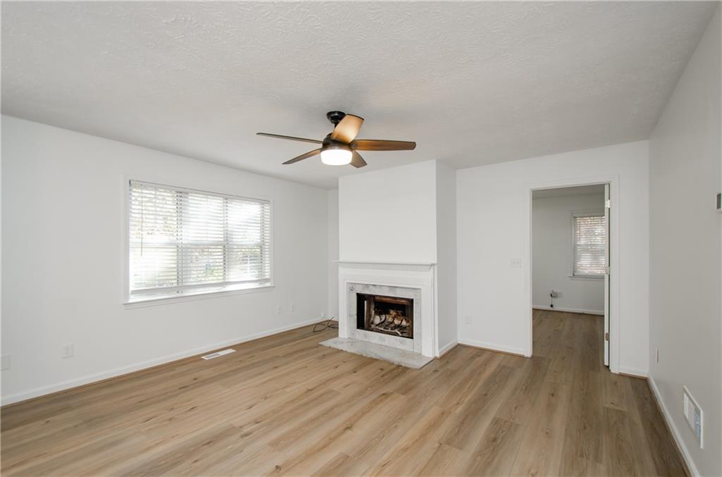 2470 Cambridge Hills Road Cumming, GA 30041 - Photo 7 of 42