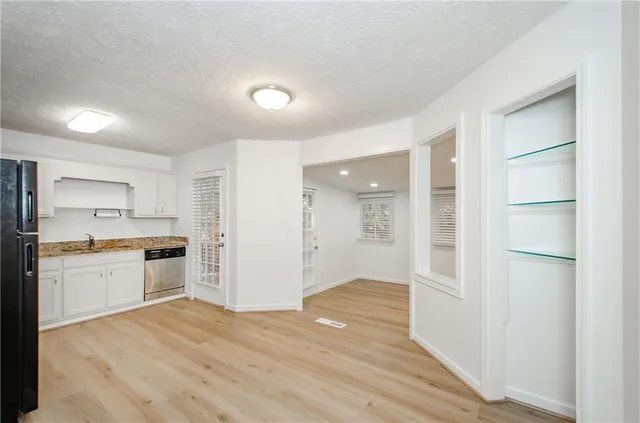 $2,400 | 2470 Cambridge Hills Road, Cumming, GA 30041