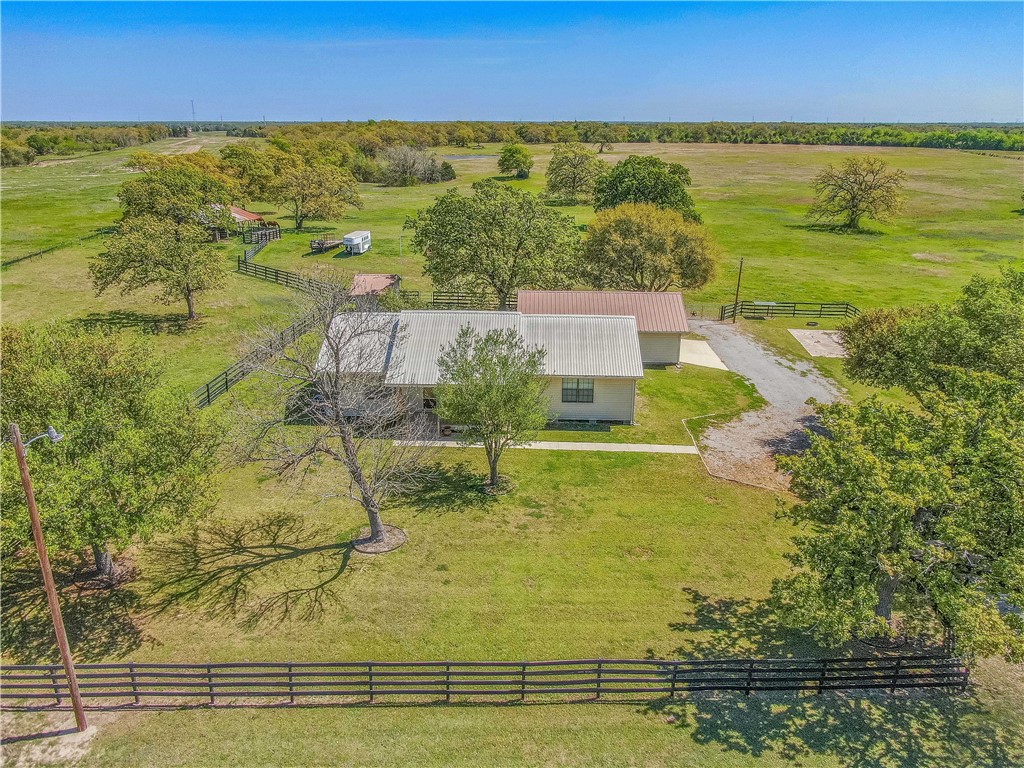 3675 Zulch Road North Zulch, TX 77872 - Photo 2 of 22 a view of an ocean view