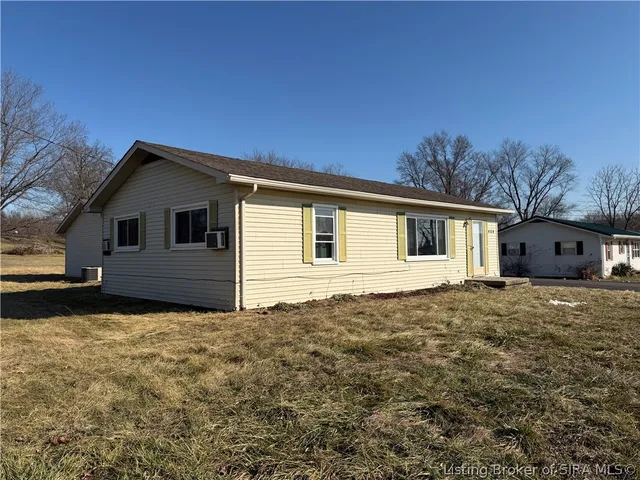 $172,900 | 404 West Craig Road, Scottsburg, IN 47170