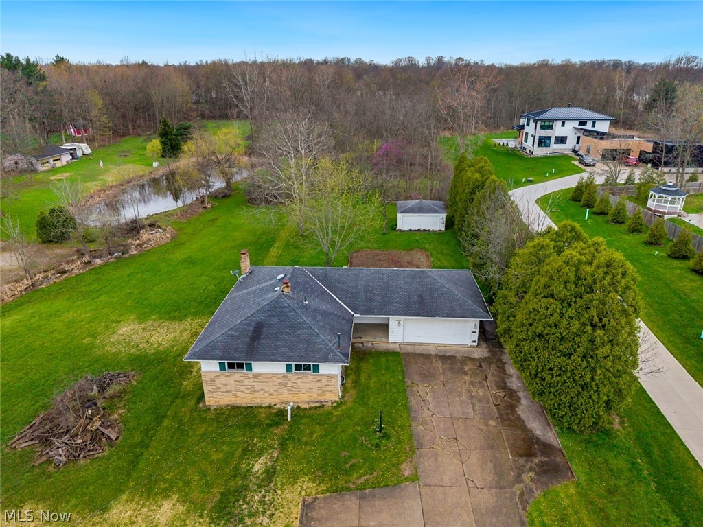 19156 Howe Road Strongsville, OH 44136 - Photo 2 of 49 Gallery Image 2