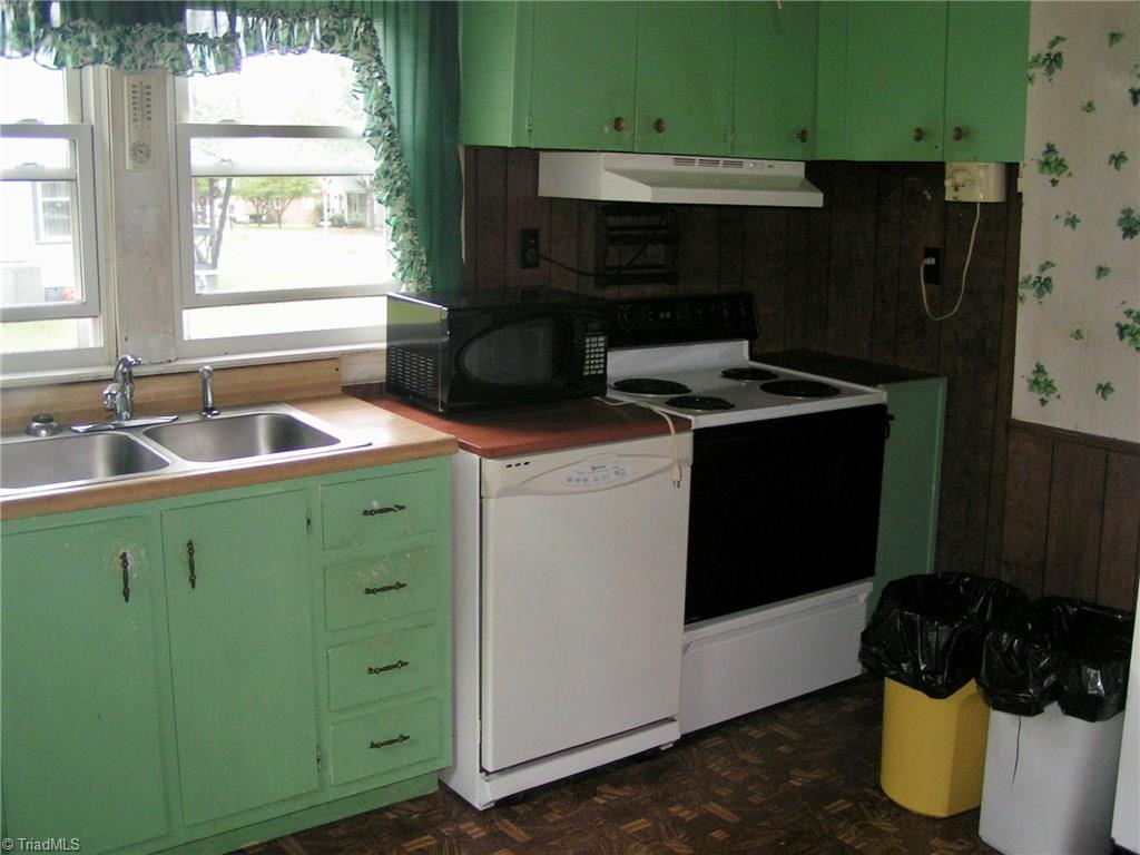 602 Playground Road Archdale, NC 27263 - Photo 4 of 10 Gallery Image 4