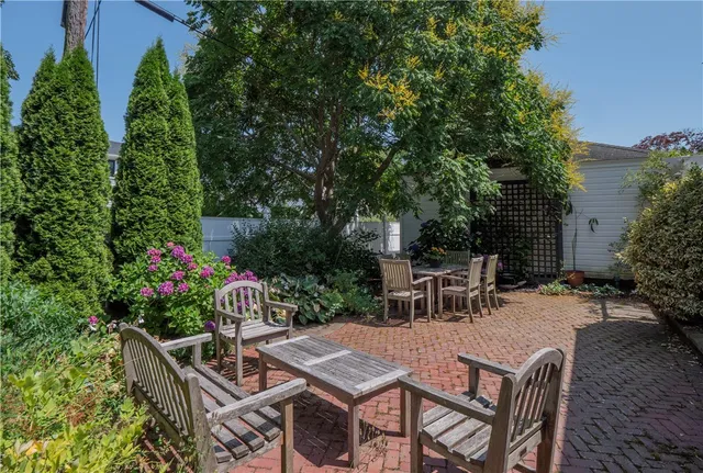 $1,695,000 | 198 Gibbs Avenue, Newport, RI 02840
