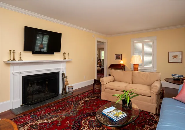 $1,695,000 | 198 Gibbs Avenue, Newport, RI 02840