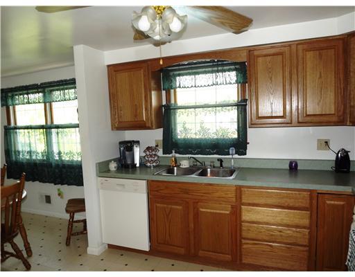 3038 Pitchfork Drive McKees Rocks, PA 15136 - Photo 3 of 17 Kitchen. ANOTHER VIEW OF THE KITCHEN
