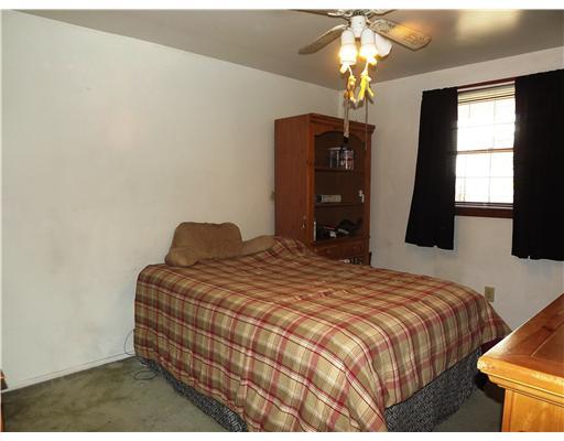 3038 Pitchfork Drive McKees Rocks, PA 15136 - Photo 8 of 17 Bedroom.