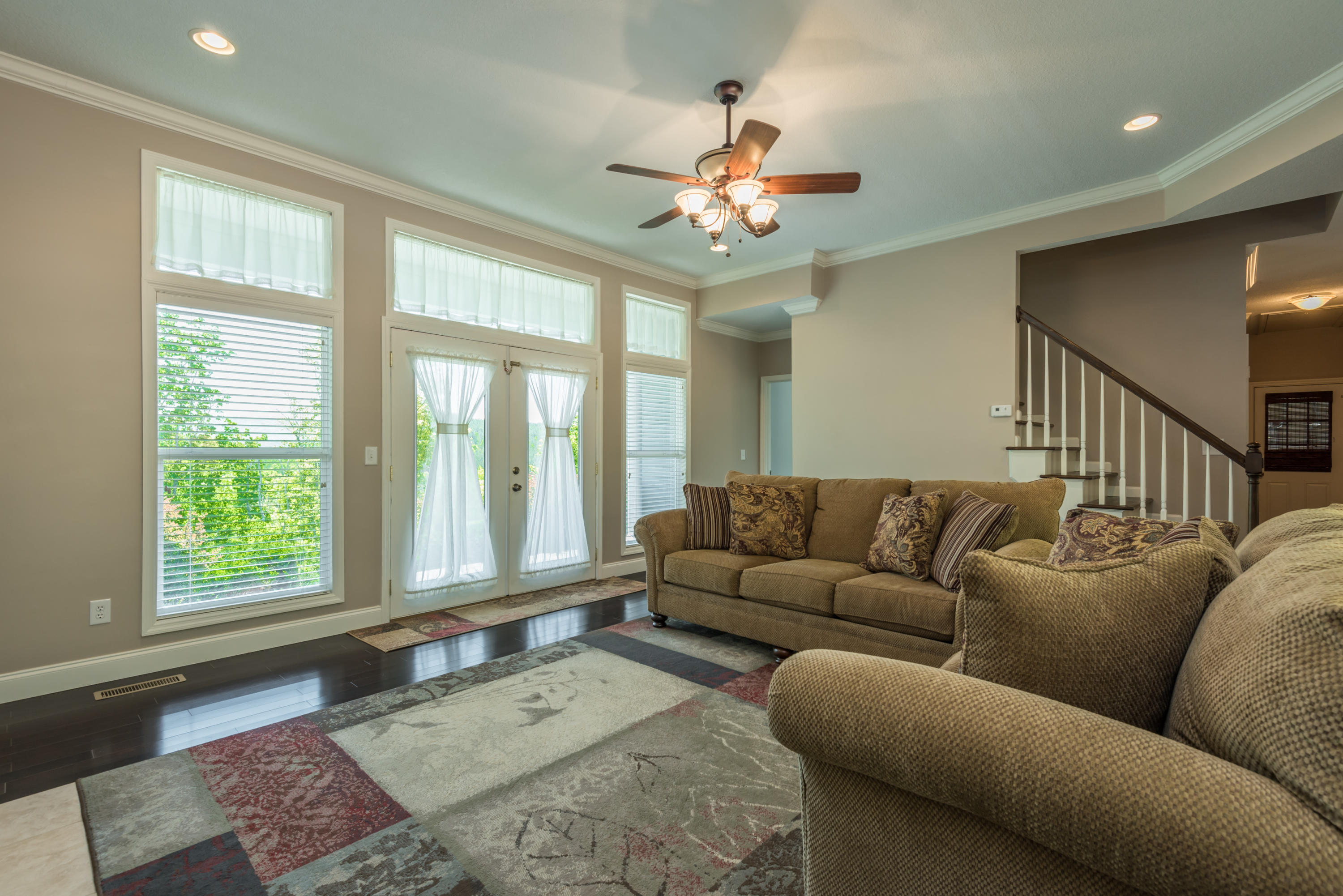 757 Three Point Road Vonore, TN 37885 - Photo 7 of 33 Living Room