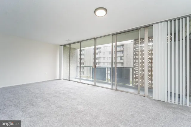 $149,900 | 1822 Metzerott Road, Unit 308, Hyattsville, MD 20783