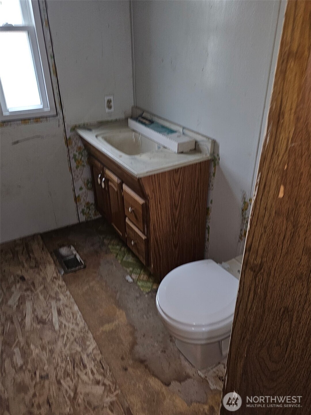 32498 Crick Road North Wilbur, WA 99185 - Photo 3 of 9