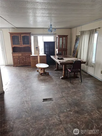 $210,000 | 32498 Crick Road North, Wilbur, WA 99185