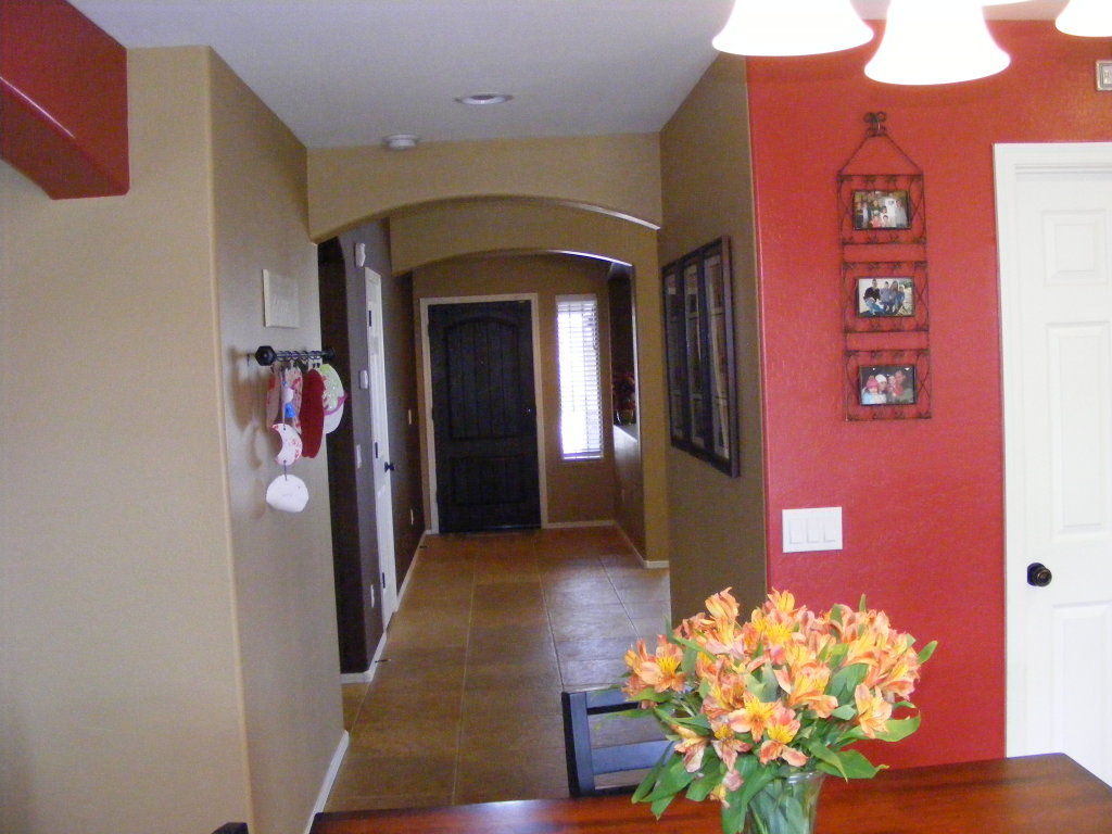 2323 West Peak View Road Phoenix, AZ 85085 - Photo 13 of 33 Breakfast Rm looking towards front door