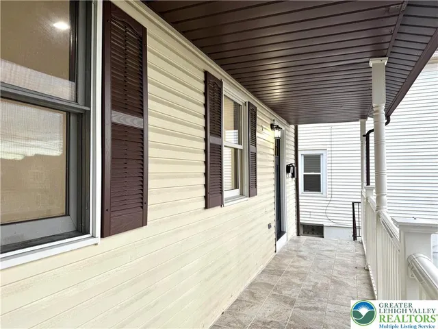 a view of an entryway