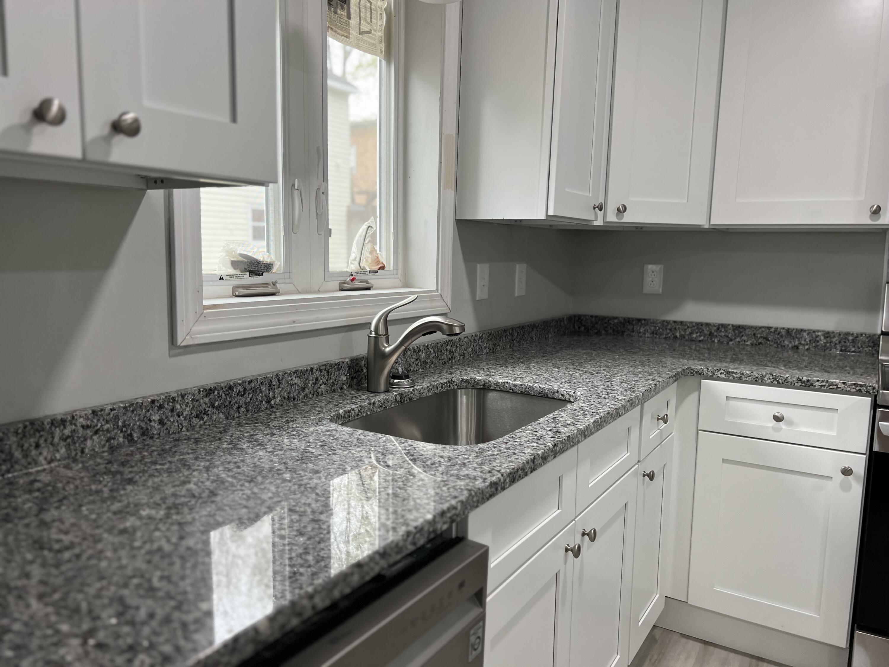 48 Spring Street Lewiston, ME 04240 - Photo 13 of 41 Unit 1