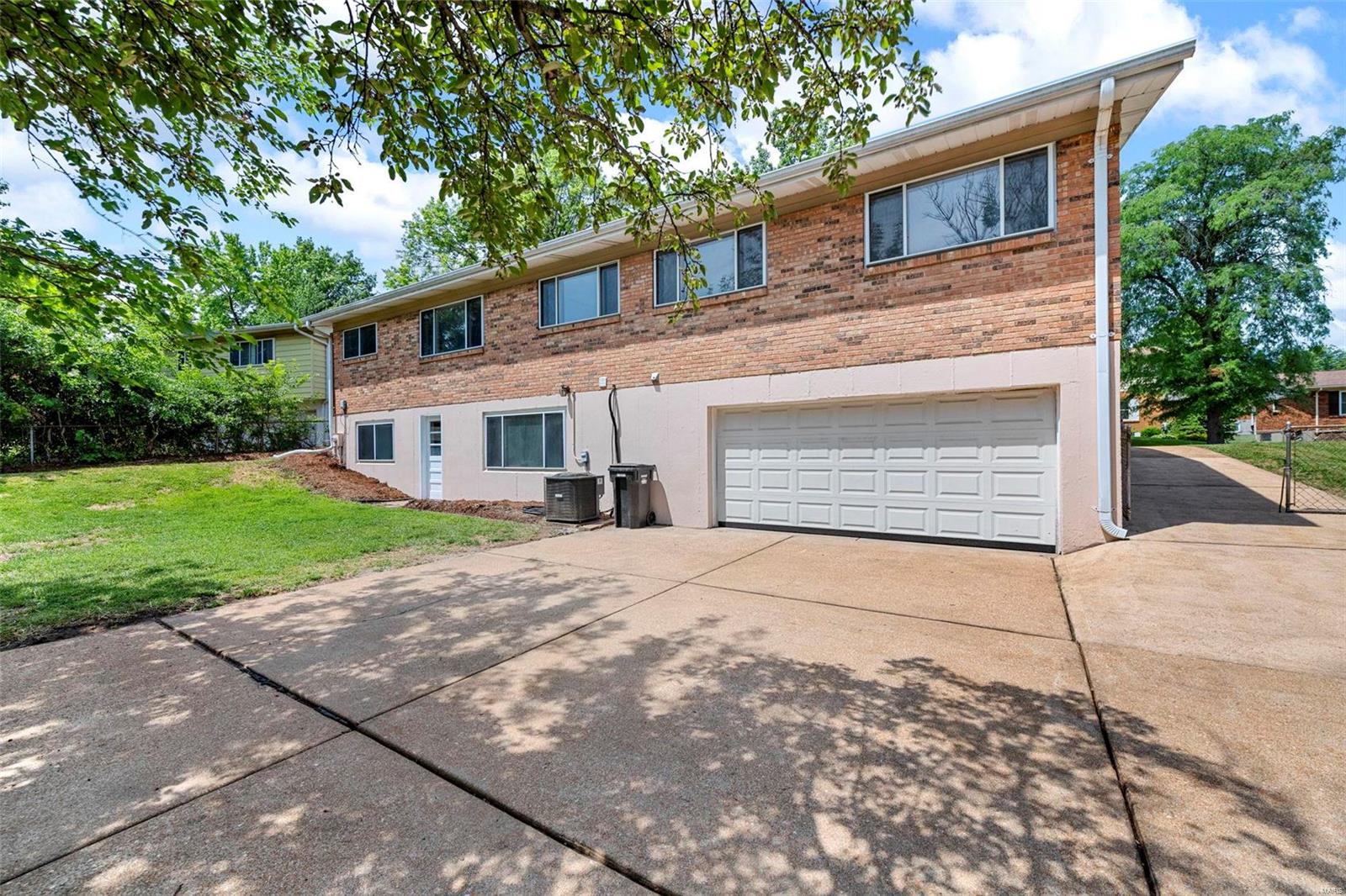 9724 Brookmere Drive St. Louis, MO 63123 - Photo 28 of 28