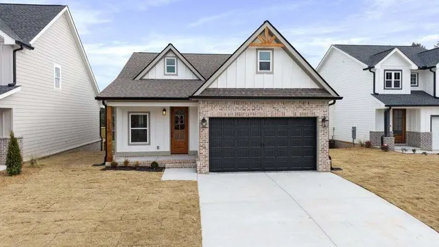 $359,900 | 5112 Ella Lane, Cleveland, TN 37312