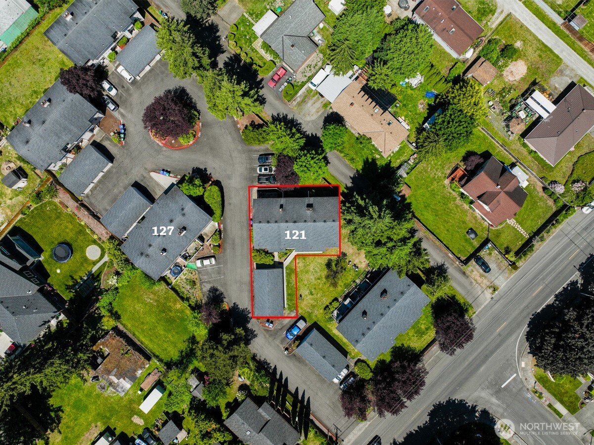 121 Union Avenue Northeast Renton, WA 98059 - Photo 23 of 28 Gallery Image 23