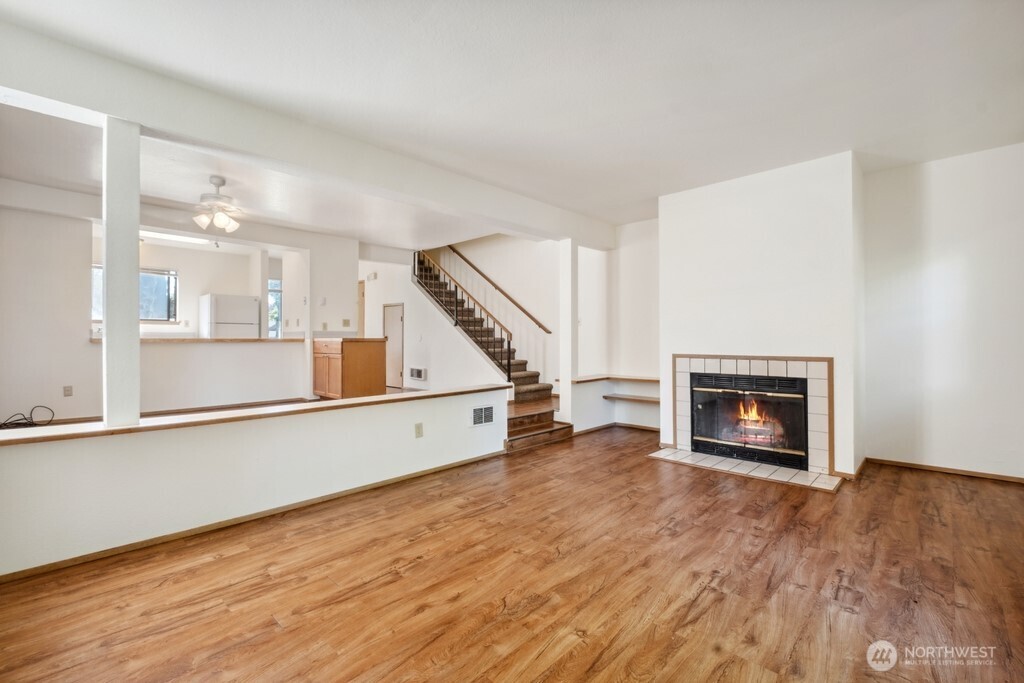 121 Union Avenue Northeast Renton, WA 98059 - Photo 8 of 28 Gallery Image 8