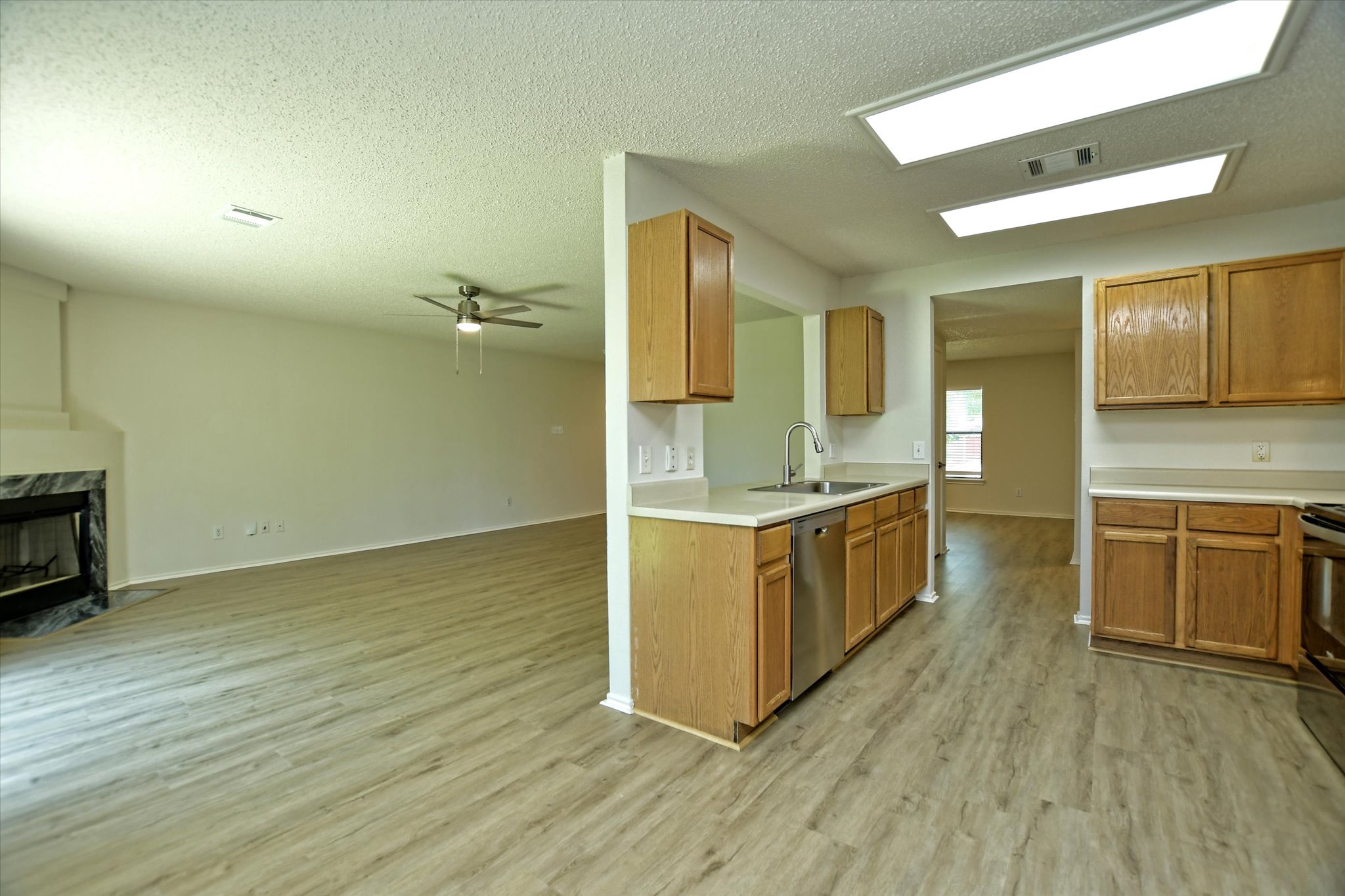 1201 Pike Path Round Rock, TX 78665 - Photo 9 of 26