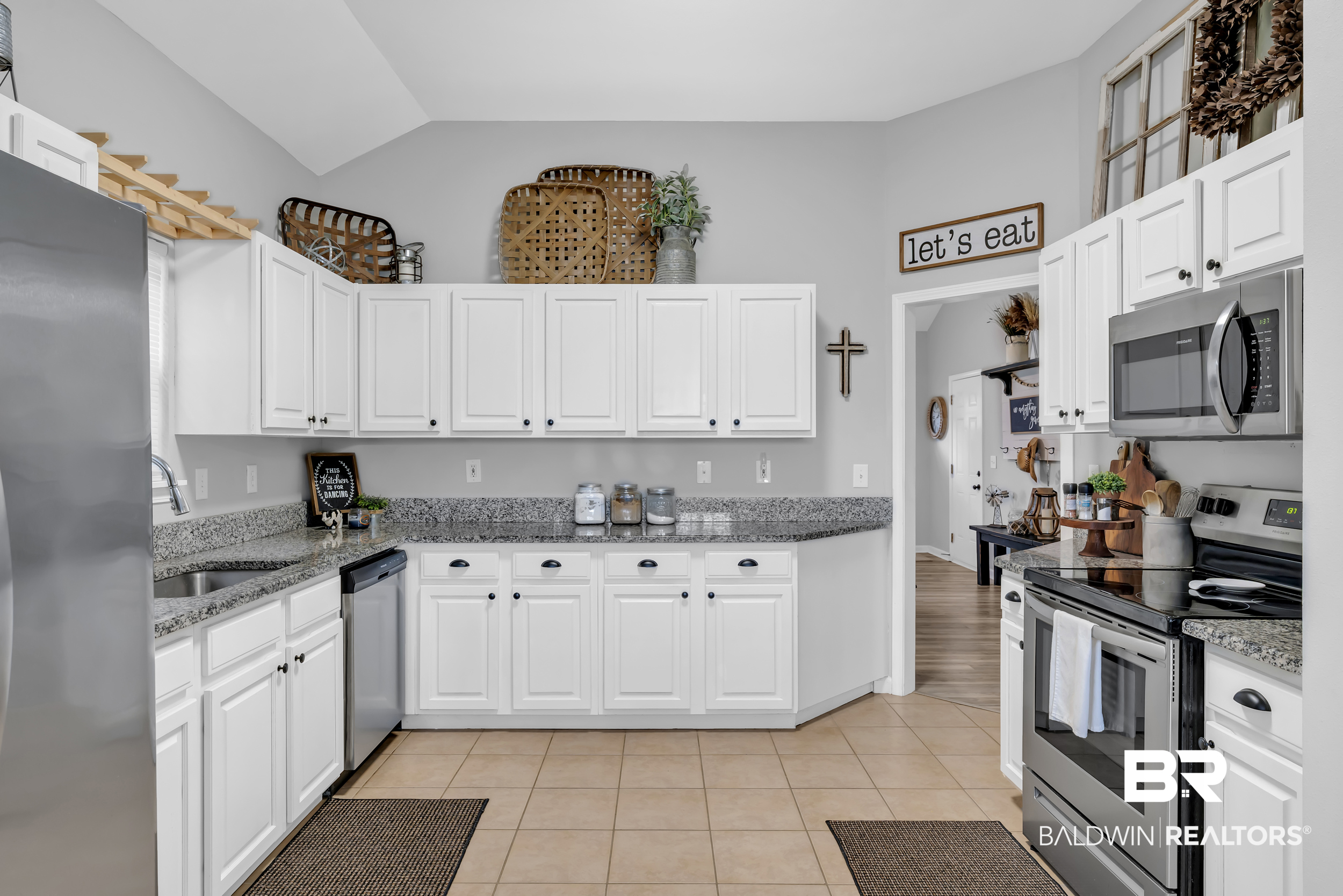 1225 Sloane Cove Foley, AL 36535 - Photo 8 of 28 Gallery Image 8