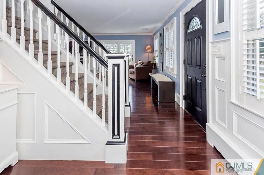2 Wheatfield Road Cranbury, NJ 08512 - Photo 3 of 25 Gallery Image 3