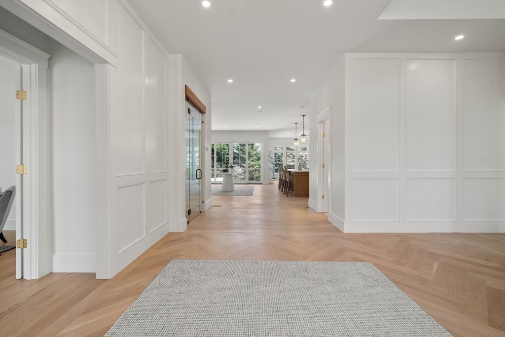 16 Foley Beach Road Hingham, MA 02043 - Photo 17 of 34 a view of a living room