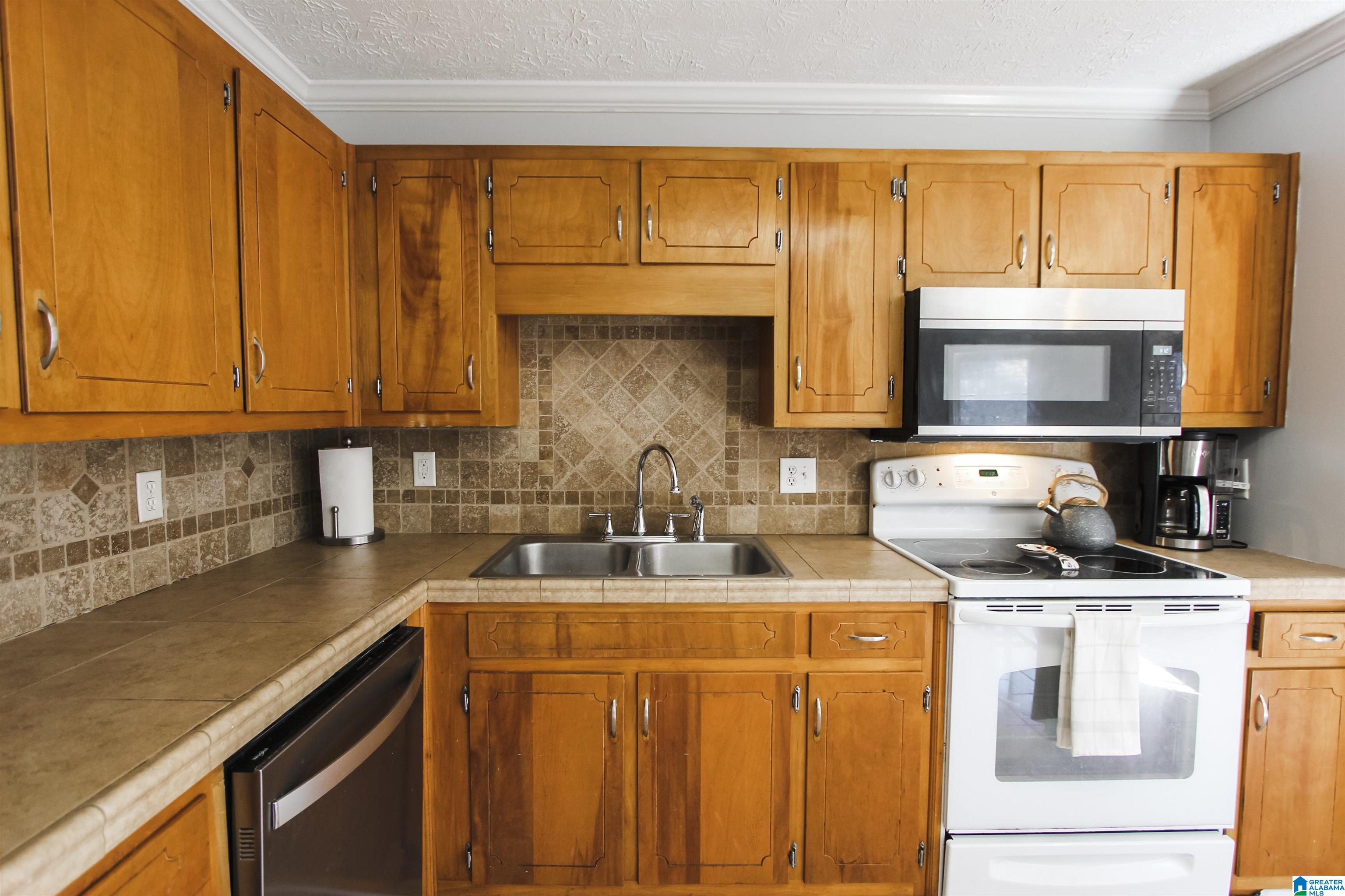 276 Jamback Road Anniston, AL 36207 - Photo 7 of 47