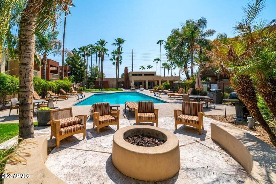3500 North Hayden Road, Unit 1206 Scottsdale, AZ 85251 - Photo 26 of 36 Fire Pit